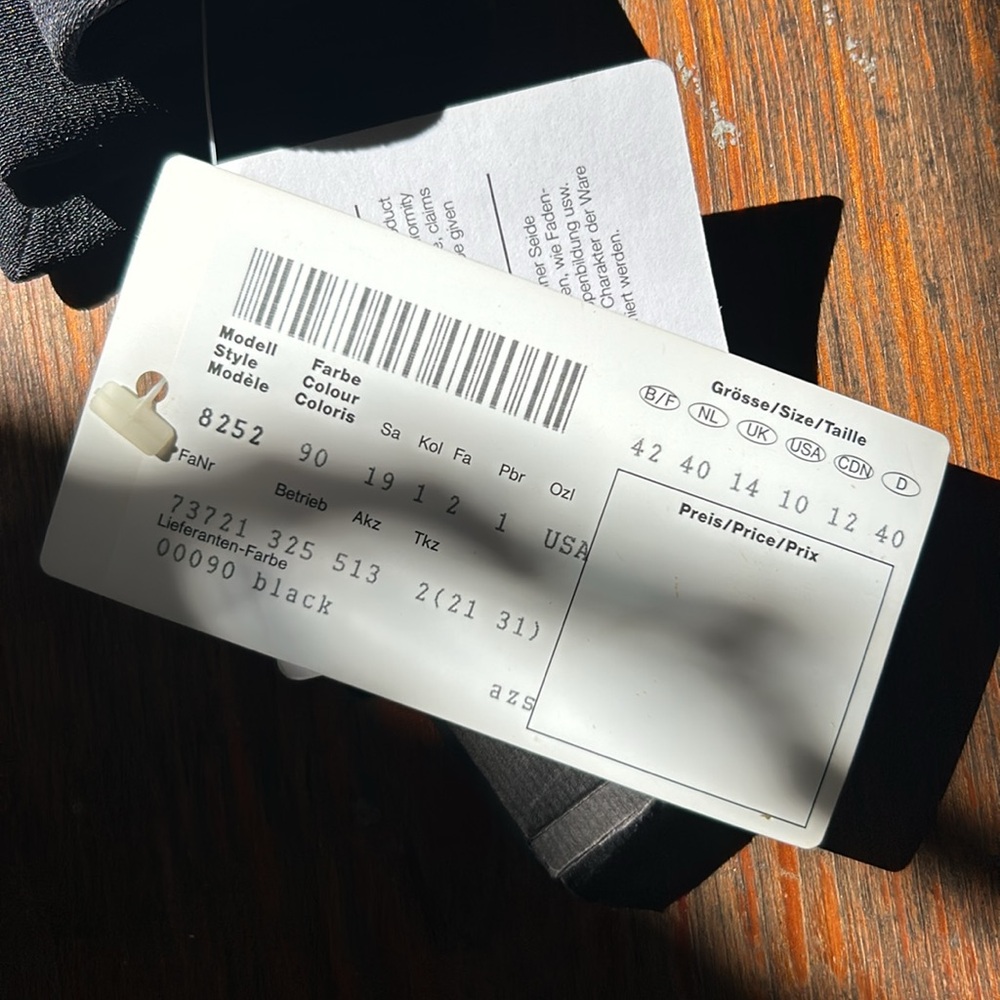 NWT Louis Féraud 100% silk black button up tie front satin trimmed blazer - Picture 7 of 9